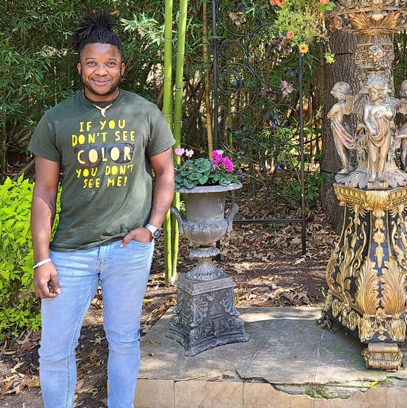 Meet your Posher, Jess - Picture 3 of 4